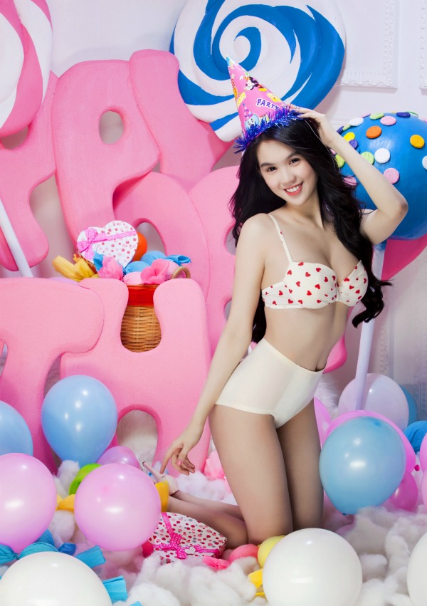 Bộ Sưu Tập Ảnh Gái Đẹp Bikini Chúc Mừng Sinh Nhật Hấp Dẫn - Việt Nam Fine  Art - Tháng Chín - 2023